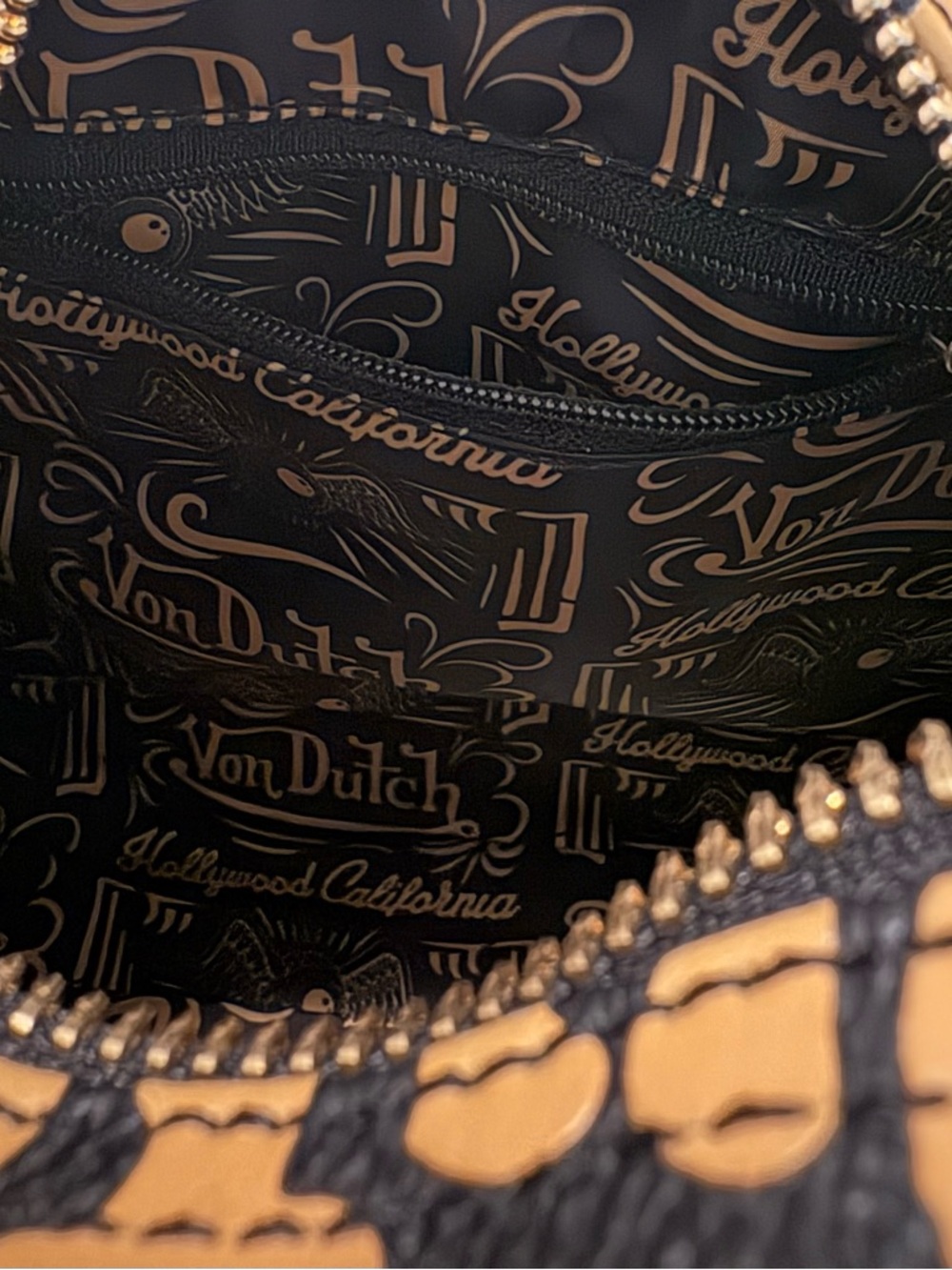 Von Dutch Cheetah Orange Bowling Bag Mini - Picture 6 of 8